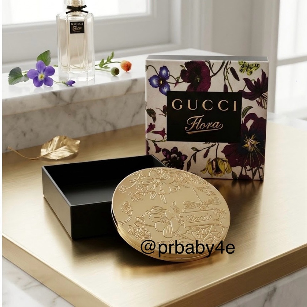 Gucci Flora Embossed Gold Compact Mirror Purse MOTHERS DAY GIFT